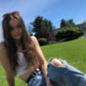 Meet your Posher, Bettina